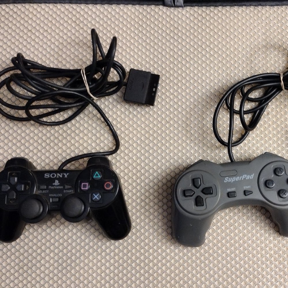 LOT OF 2 - Sony PlayStation 2 Controllers